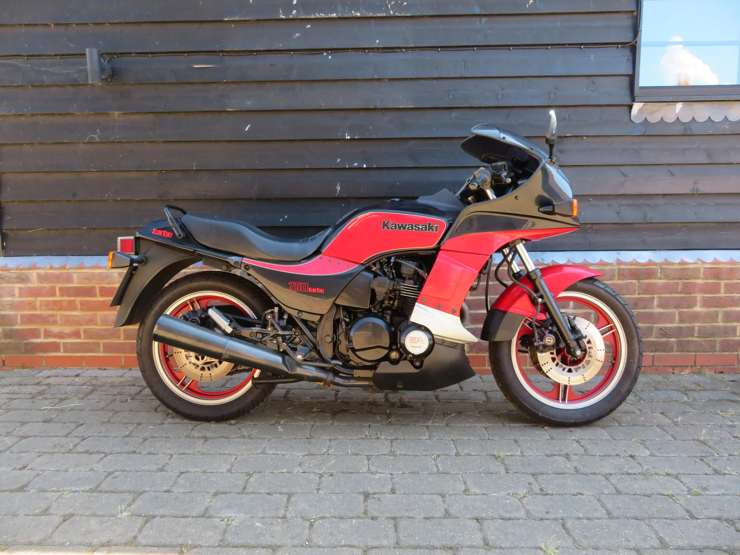 1983 Kawasaki ZX750-A1 GPZ VIN ZX750E000021 | Hagerty Valuation Tools